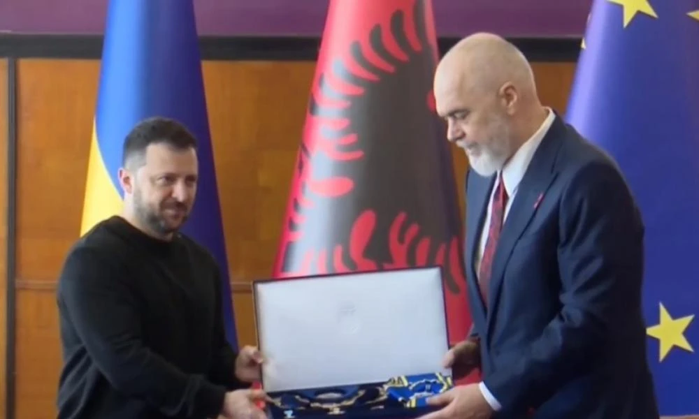 Στα Τίρανα ο Ζελένσκι για τη σύνοδο κορυφής των χωρών των Δυτικών Βαλκανίων
